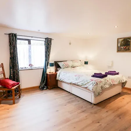 Bill's House * 惠特比